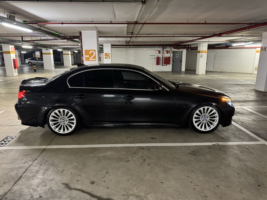 Bmw e60 520d pack m5