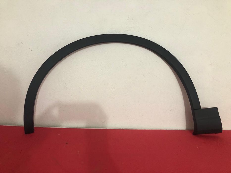 Накладки крила на Audi Q7 4m (не с-лайн) права/ліва