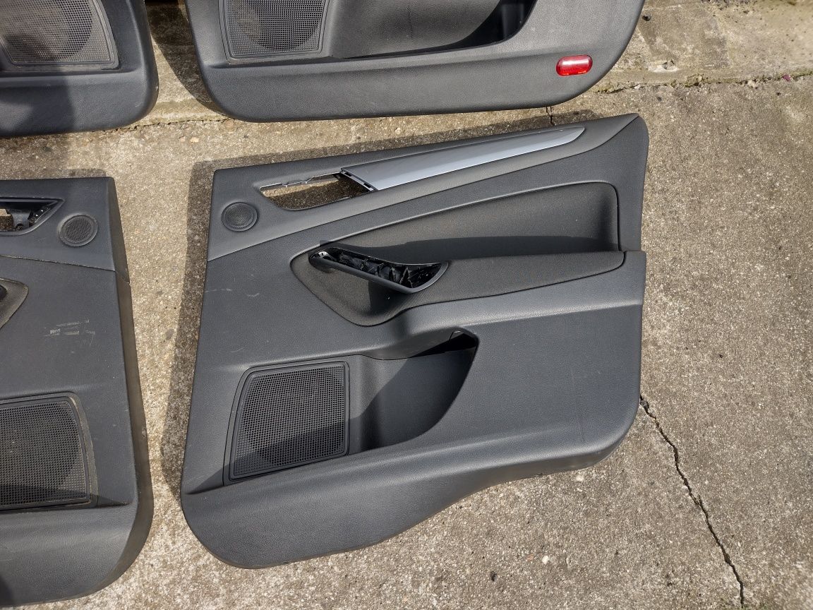 Ford Mondeo MK4 lift - Boczki Tapicerka drzwi kpl. 4szt EUR.