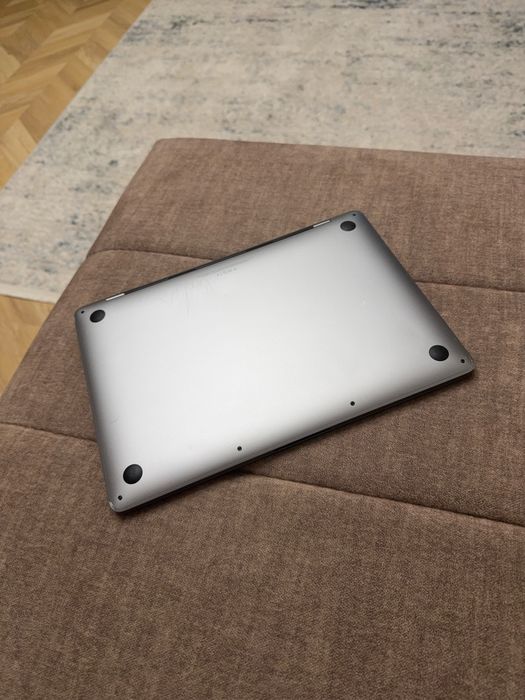 MacBook Pro 2020 M1 | 8gb Ram | SSD 256GB 97% АКБ 45 Циклів