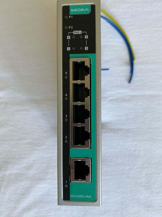 switch EDS-G205A-4PoE MOXA 1 Gbit 5 port