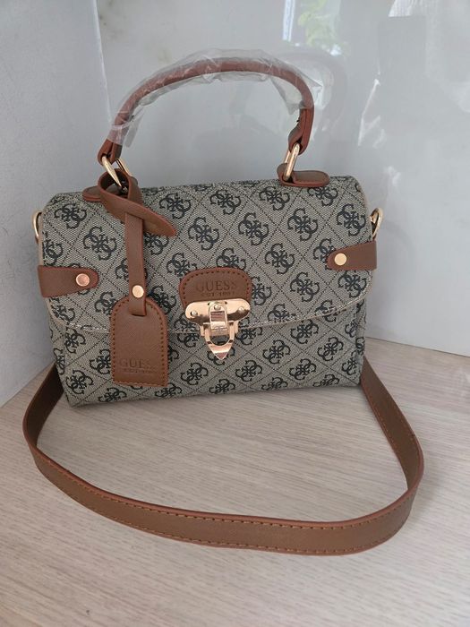 Damska torebka guess