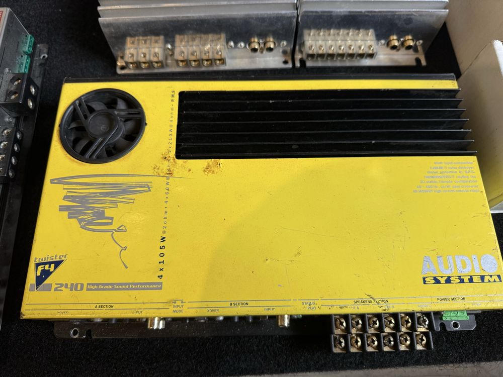 Wzmacniacz samochodowy Audio System Twister F4-240