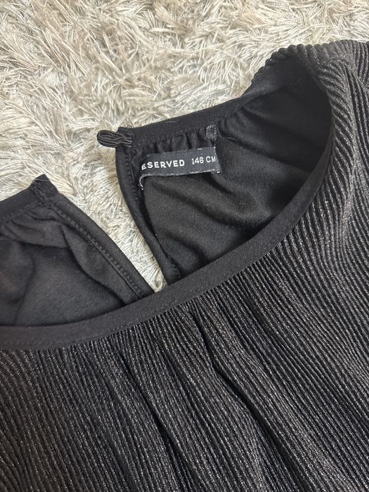 Сукня, повття на дівчинку