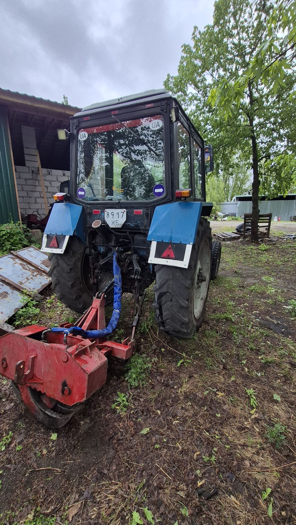 МТЗ-80 велика кабіна з під бурякового комбайна , стан відмінний.
