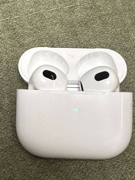 Продам Air Pods 3 pro А2564