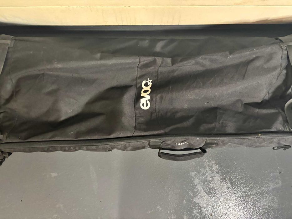 EVOC pokrowiec na snowboard / narty