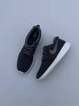 Кросівки nike roshe ran розмір 41 26 см