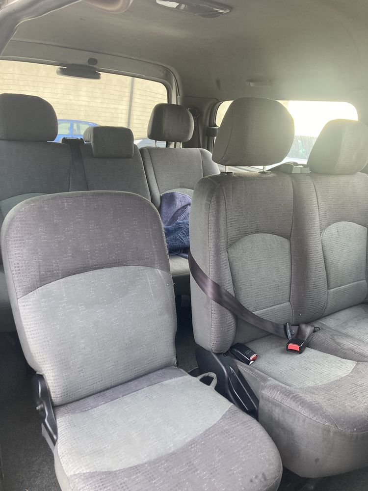 Hyundai  H1 2.5 diesel 9 lugares