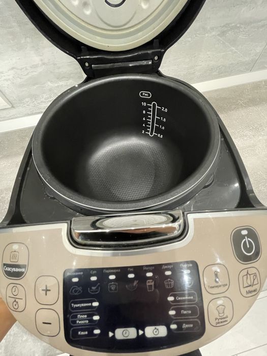 Продам мультиварку Tefal