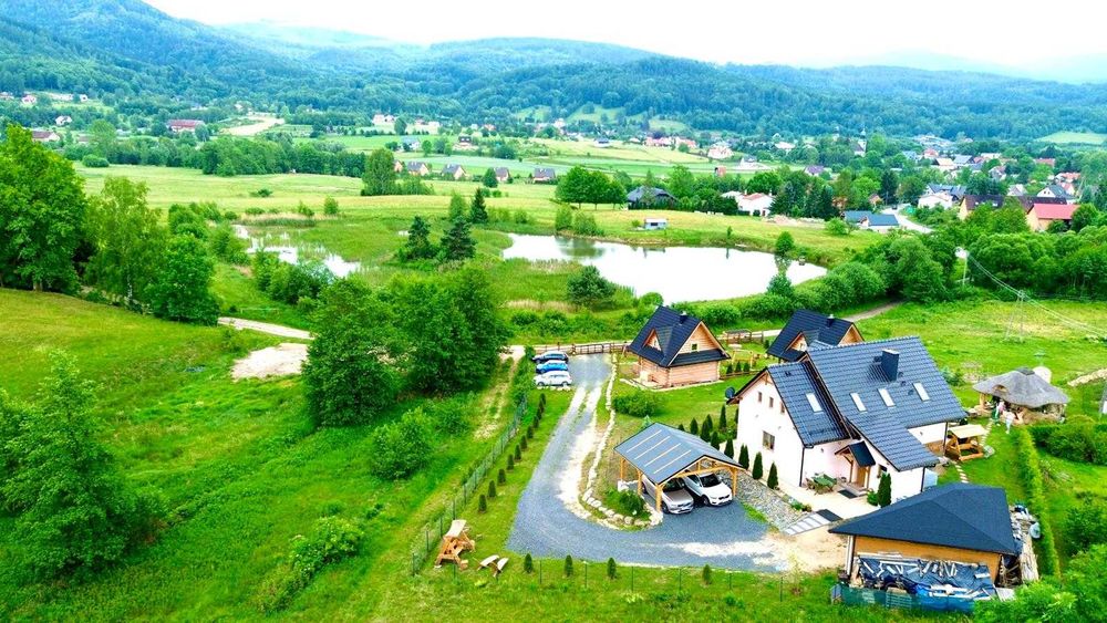 Karpacz - Sosnówka , nowy dom z widokiem na piękne góry .