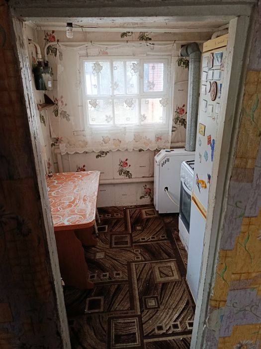 Продам будинок в м. Берестин