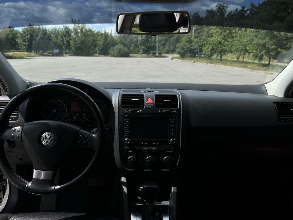 Golf 5 1.6 bse автомат газ