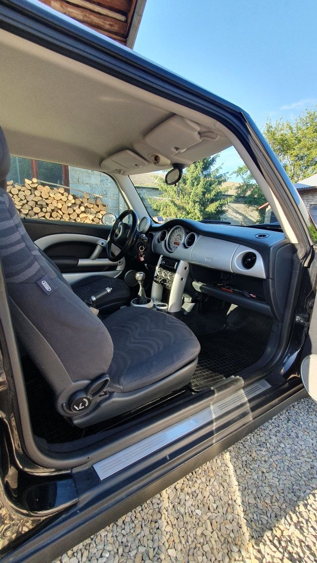 Mini  Cooper 1.6