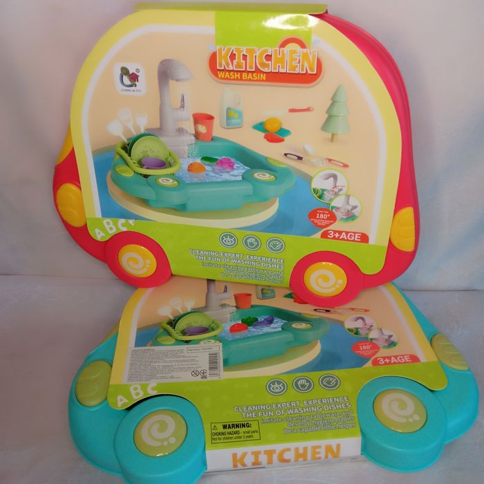 Кухоннний набір з мийкою