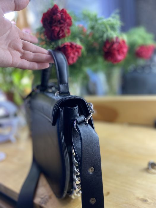 Продам сумку чорну