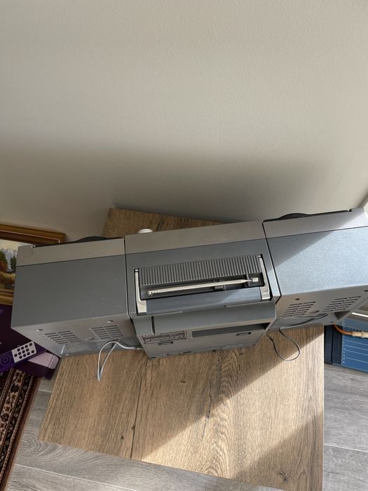 Касетний магнітофон Sanyo