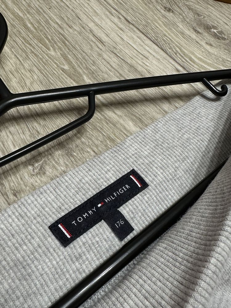 Шорты Tommy Hilfiger