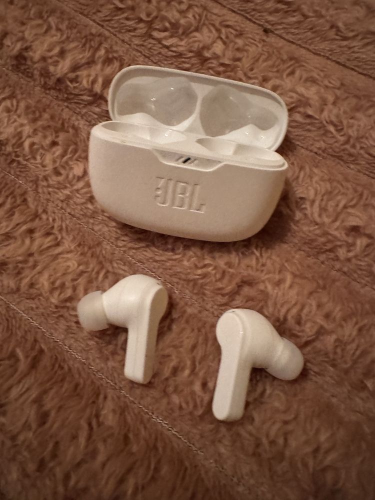 Безпровідні навушники JBL Wave Beam White (JBLWBEAMWHT)