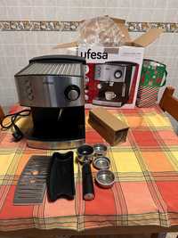 Máquina café expresso Ufesa CE8240 20 bar