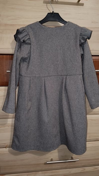 Продам плаття для дівчинки, 122 р