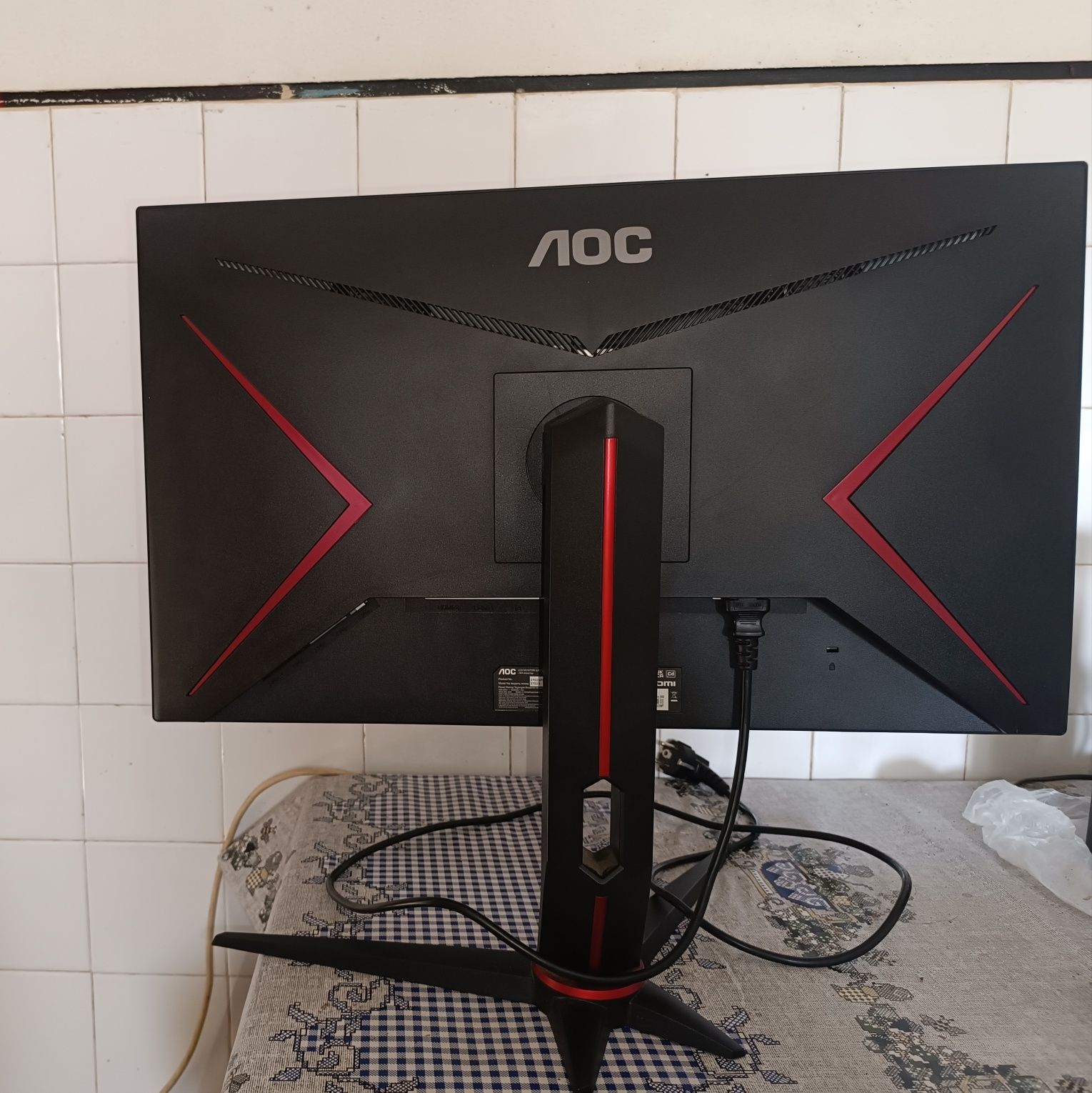Monitor gaming como novo