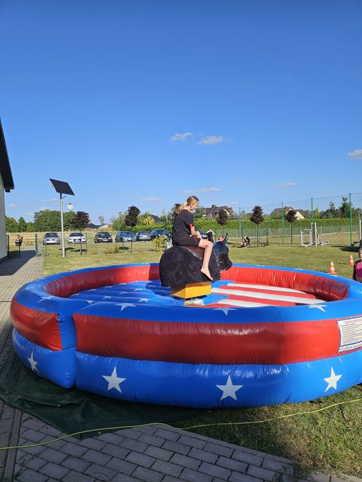 plac zabaw eurobungee dmuchańce byk rodeo zamek piana dmuchany zjeżdża