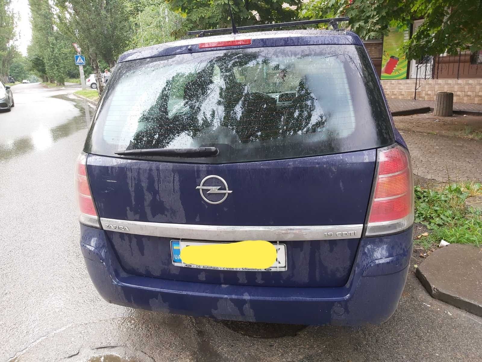 Продам авто Opel Zafira B