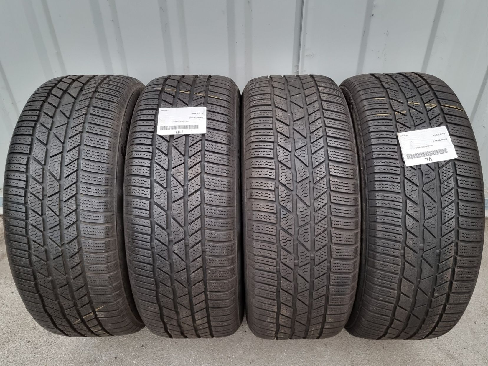 Opony używane ZIMOWE 235/55/17 Continental BdbStan 650zł/4szt.