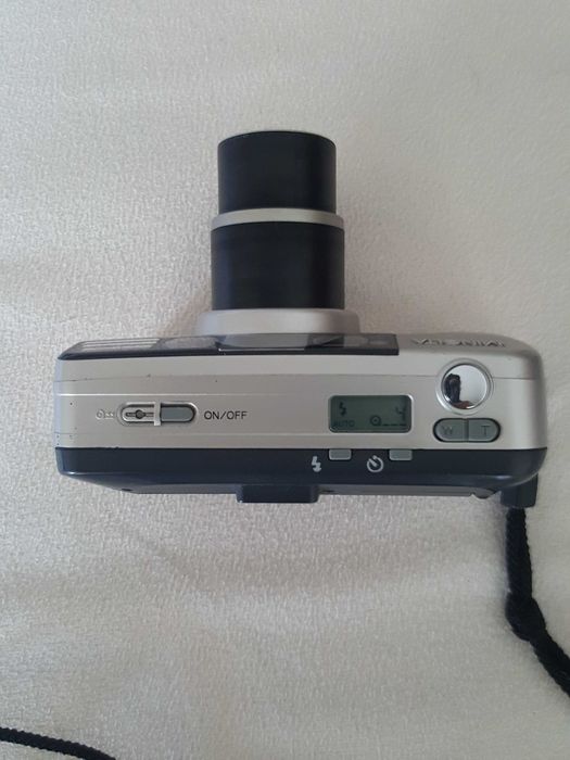 Maquina fotografica de rolo MINOLTA RIVA ZOOM 90