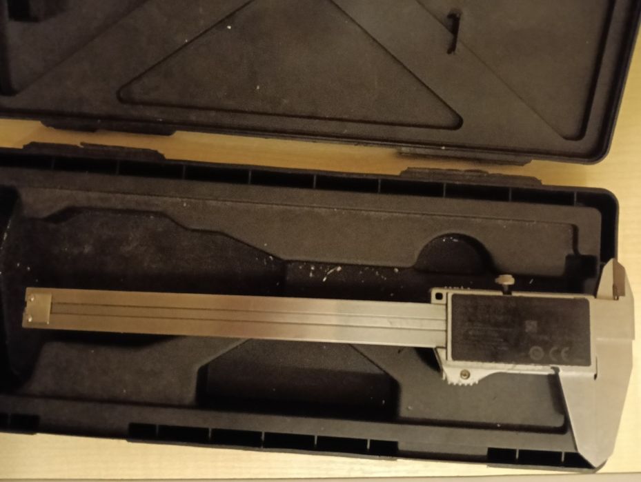 Suwmiarka mitutoyo 150 ip67