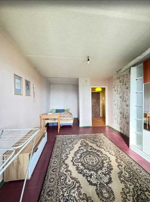 1 кім 40 м2 в багатоповерхівці район ТОПОЛЬ (717664)