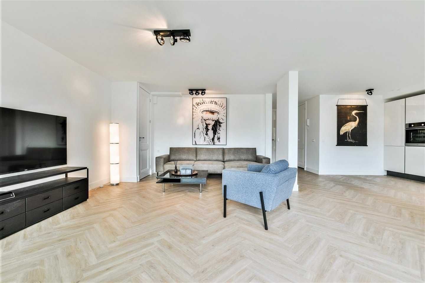 Apartamento T2 moderno em Campolide
