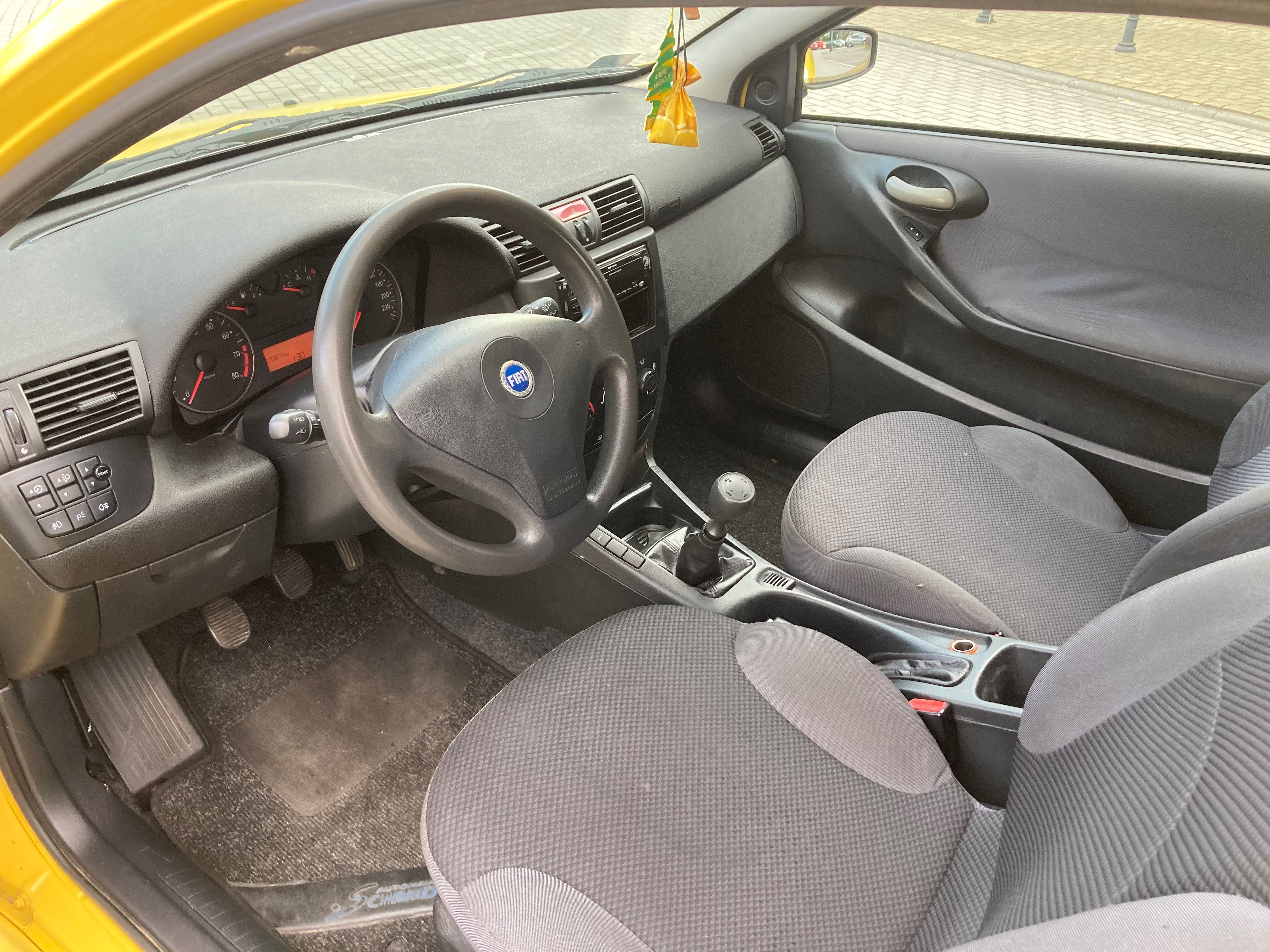 Fiat Stilo 1.6 benzyna 102KM 2005 rok, fajne auto.