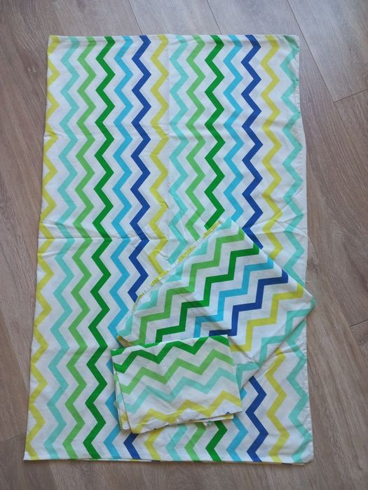 Постільна білизна в дитяче ліжко