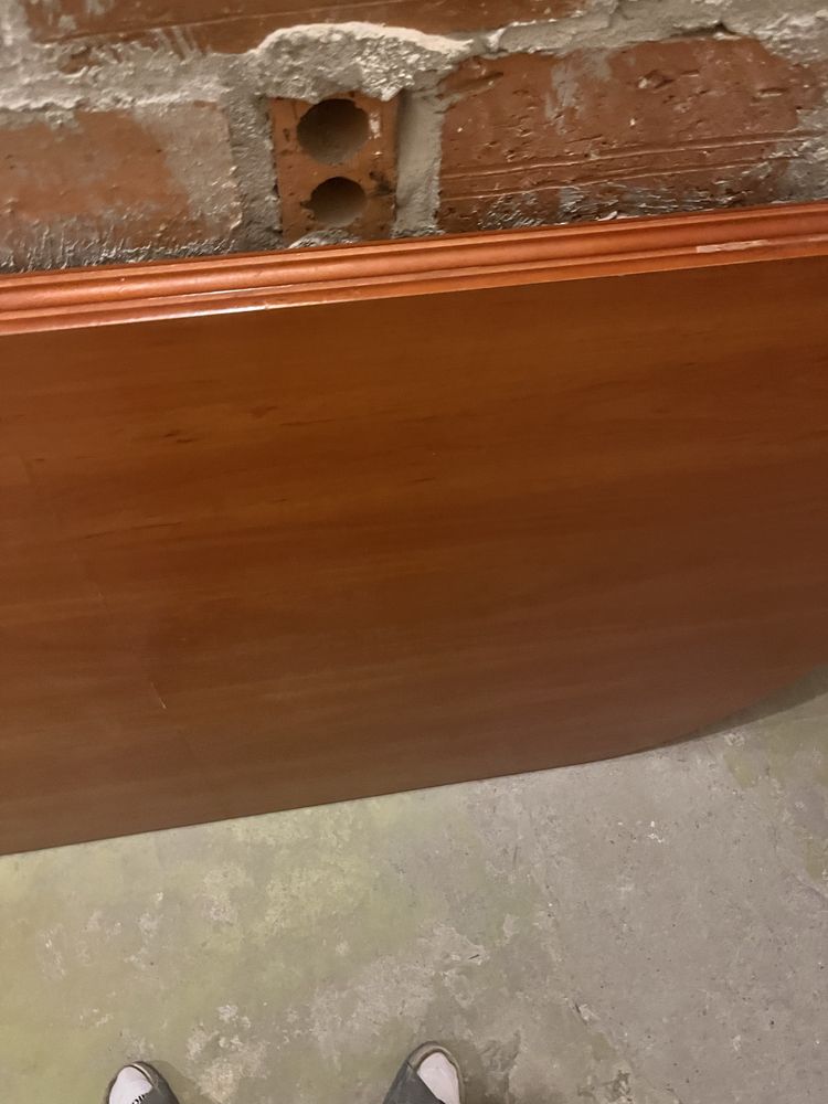 Stół jadalny rozkladany