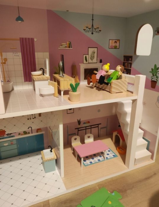 Ляльковий будиночок з аксесуарами