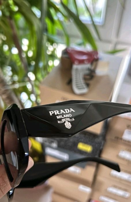 Óculos Prada pretos
