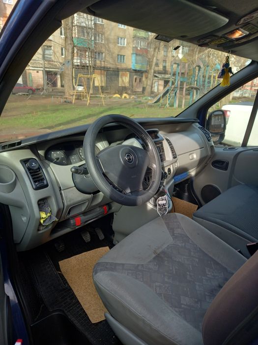 Опель Віваро 1.9 дизель турбо