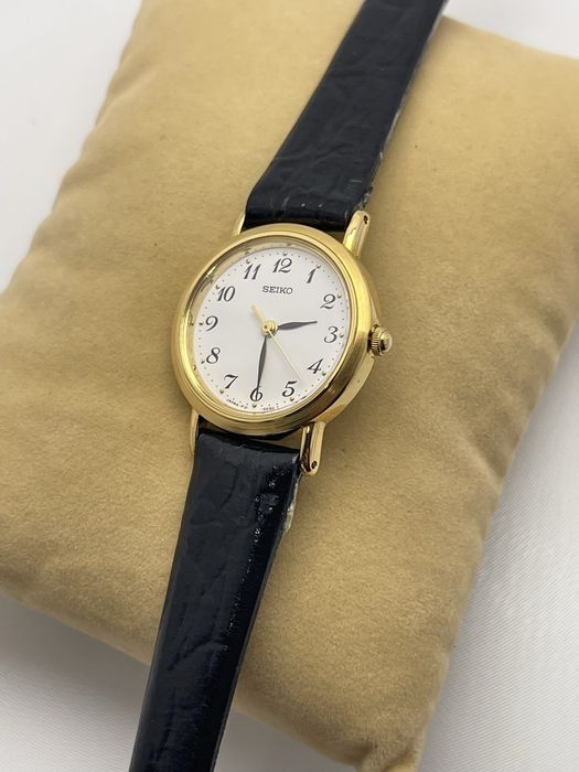 Годинник Seiko 1F21 - 0C00 24мм