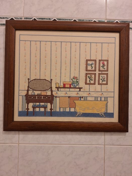 Quadro em pronto cruz para wc