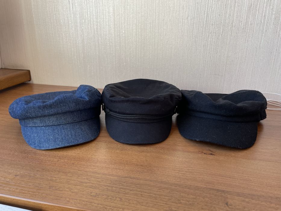 Кашкети Zara, H&M