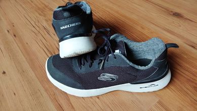 Skechers damskie 41 Buty Fast Brake BKW Black/White