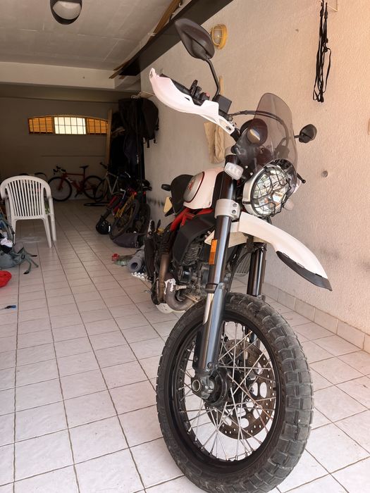 Ducati Scrambler Desert Sled