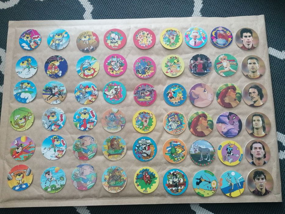 Conjunto de tazos - Power Rangers, Barbie, Matutano, Rei Leão,