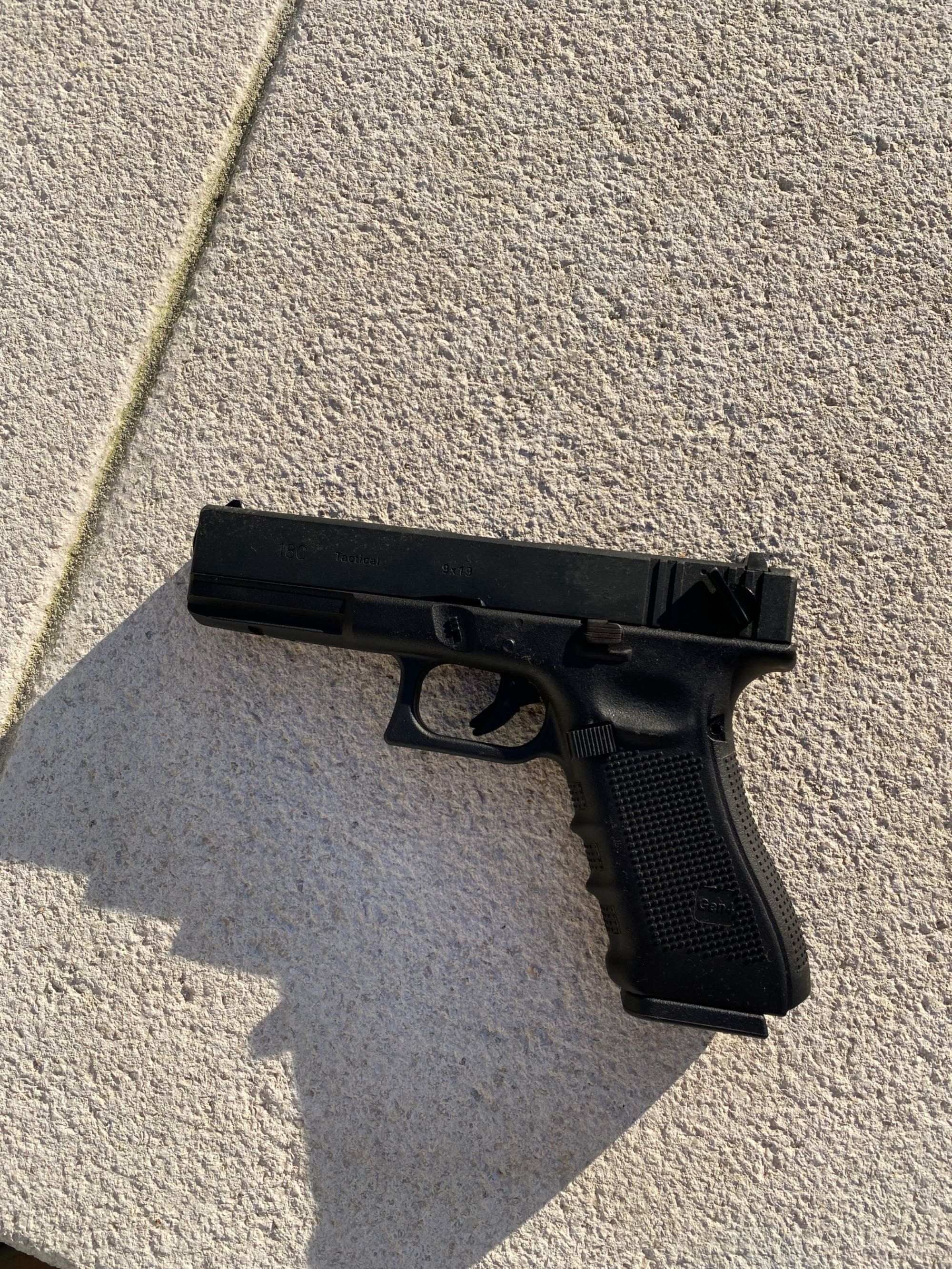 Pistola de airsoft a gás