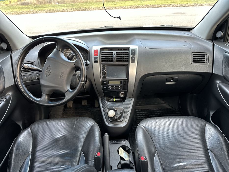 Продам Хюндай Туксон 2008 г 4 WD