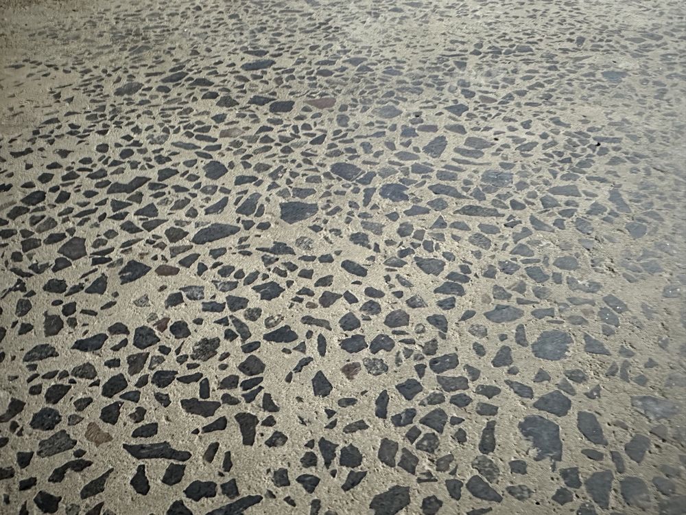 Шліфовка бетону, шліфовані бетонні підлоги, поліровка бетонних підлог.