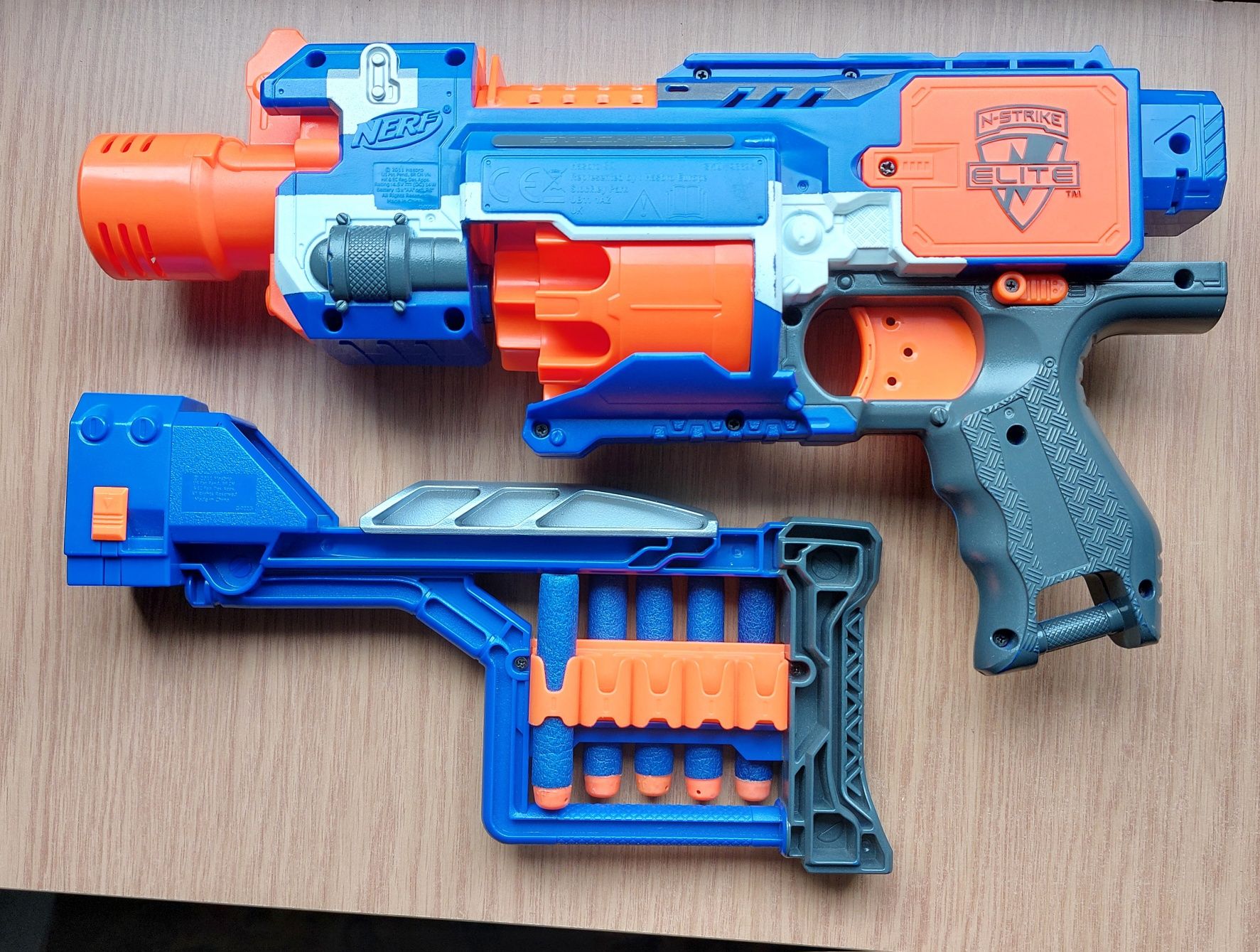 Nerf Stockade N-Strike Elite na baterie