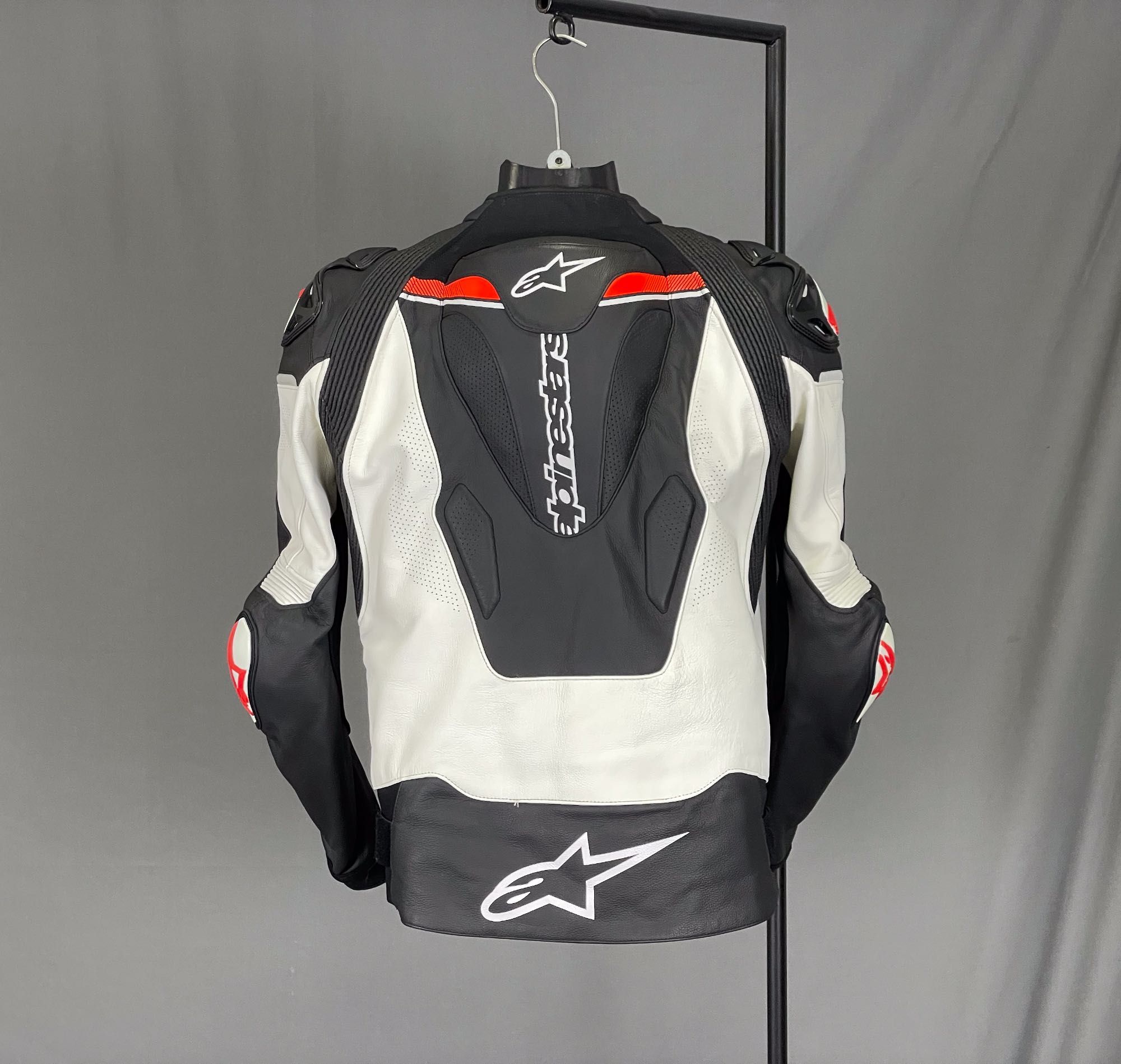 Мотокуртка Alpinestars, Dainese, Macna ATEM V 3